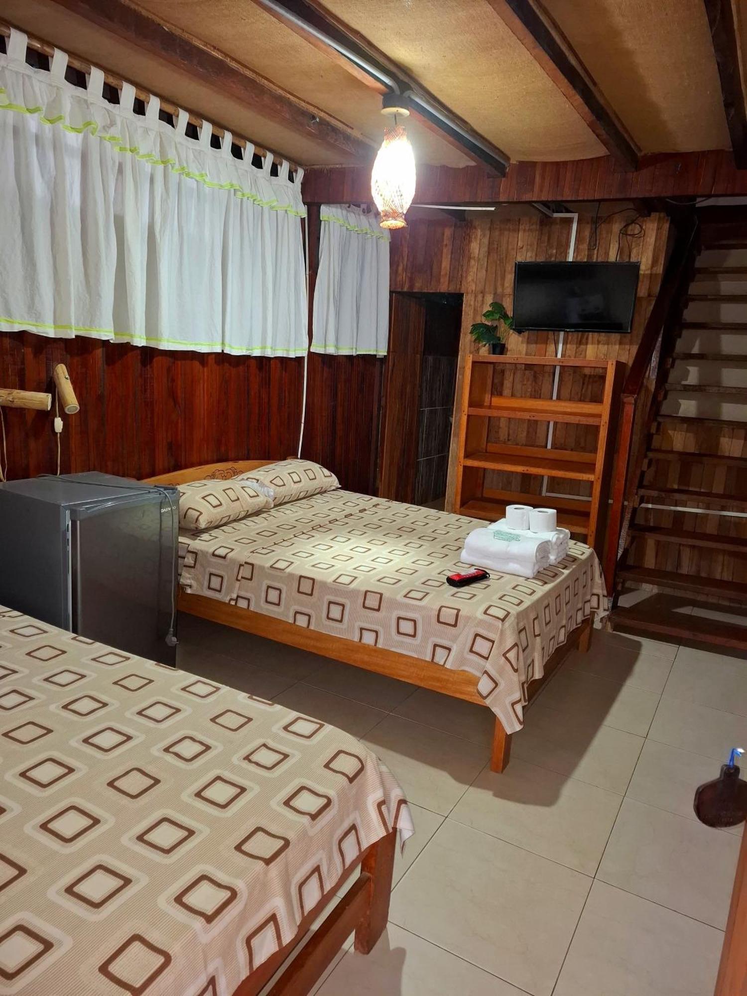 Madera Labrada Lodge Ecologico Тарапото Екстериор снимка