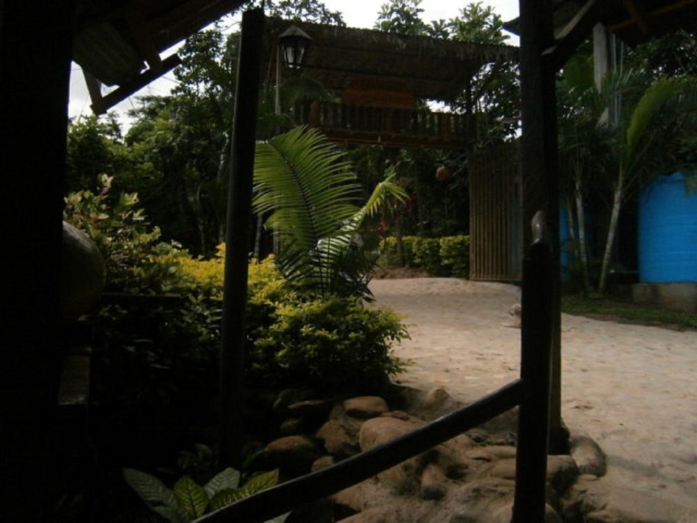 Madera Labrada Lodge Ecologico Тарапото Екстериор снимка
